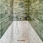 Terrazzo Style 2 Bedroom 2bathroom *
